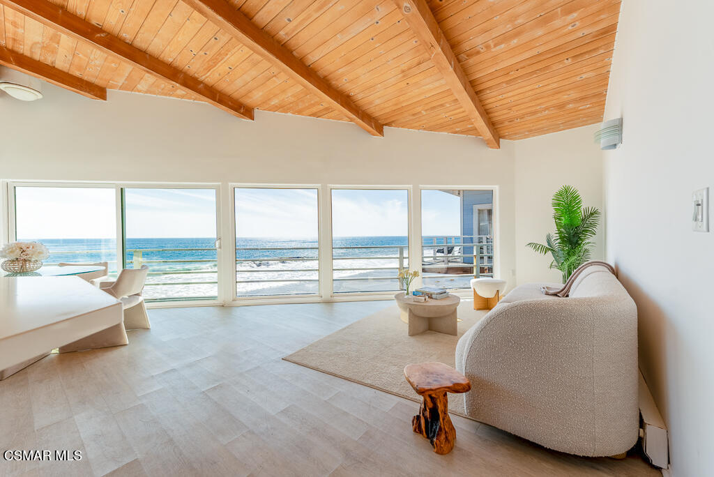 43300 E Pacific Coast Highway