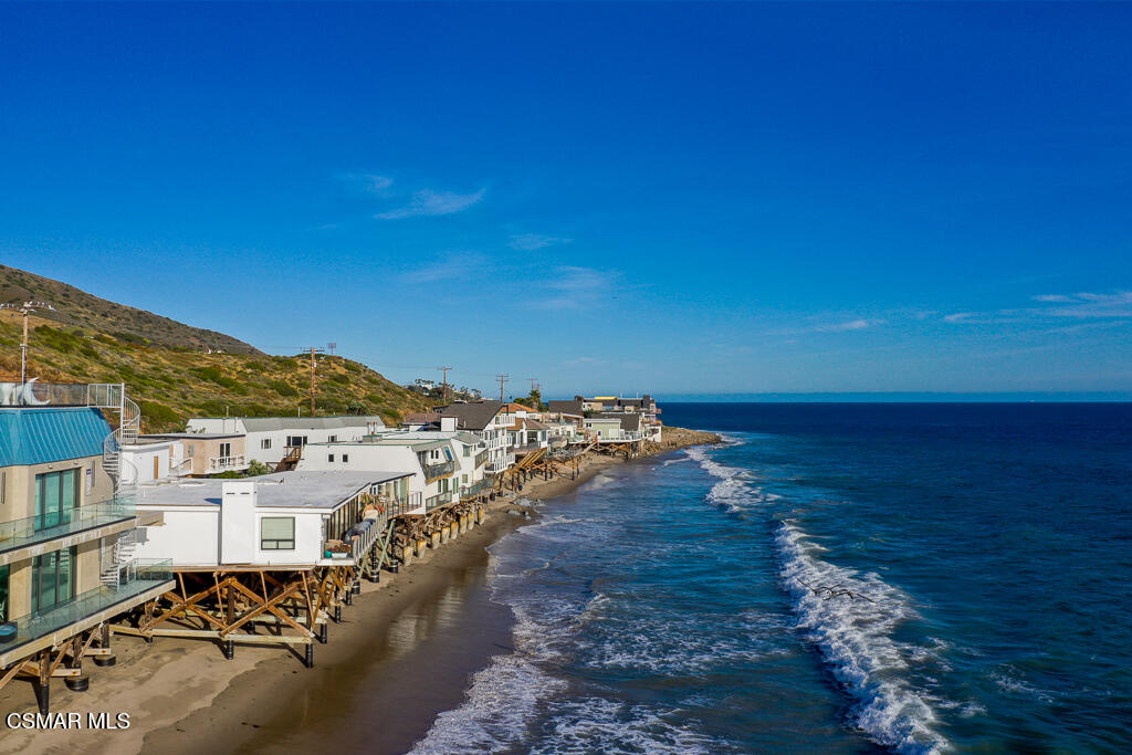 43300 E Pacific Coast Highway