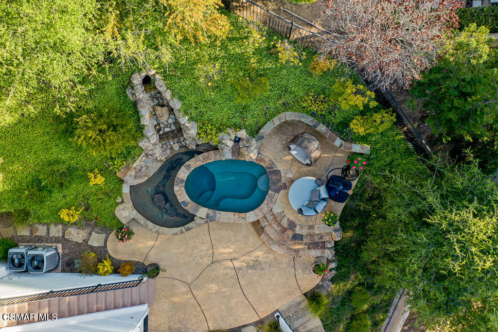 224 Lake Sherwood Drive