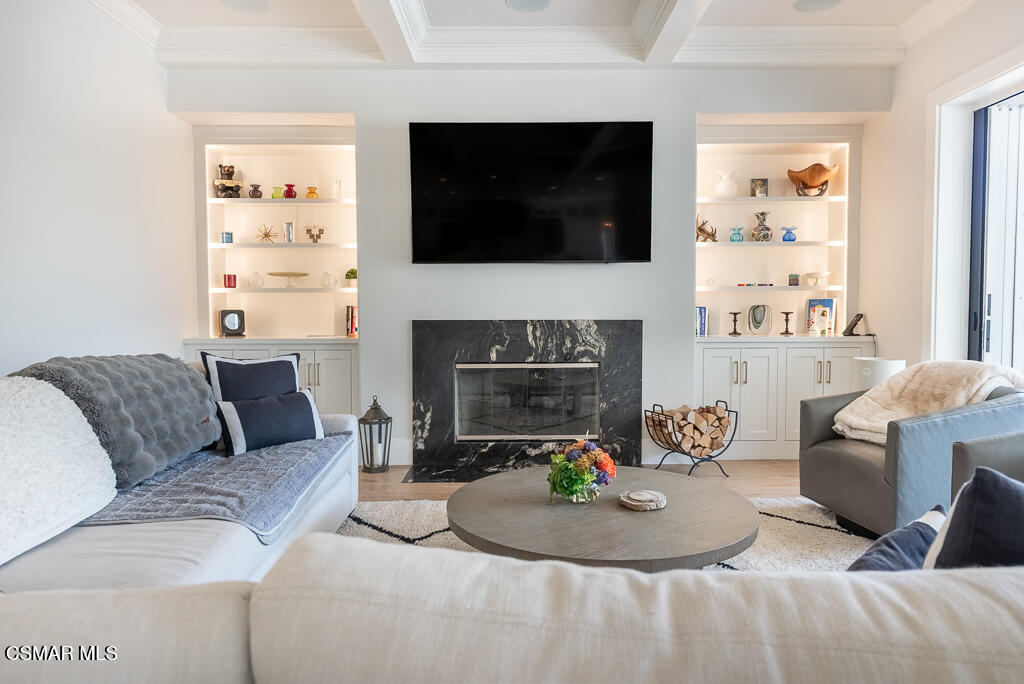 224 Lake Sherwood Drive