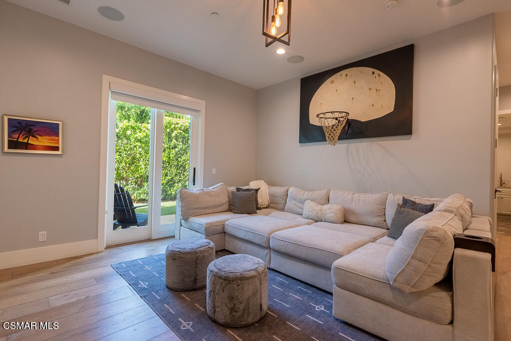 224 Lake Sherwood Drive