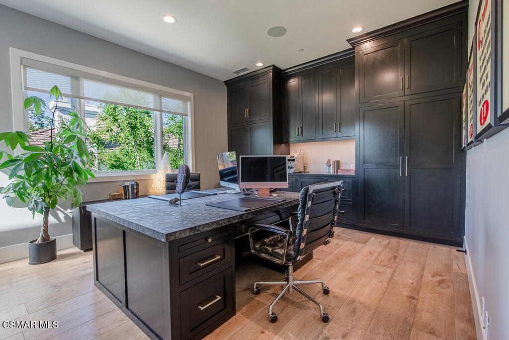 224 Lake Sherwood Drive