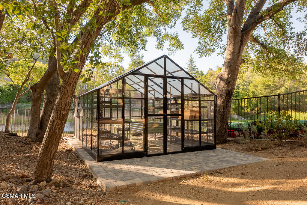 224 Lake Sherwood Drive