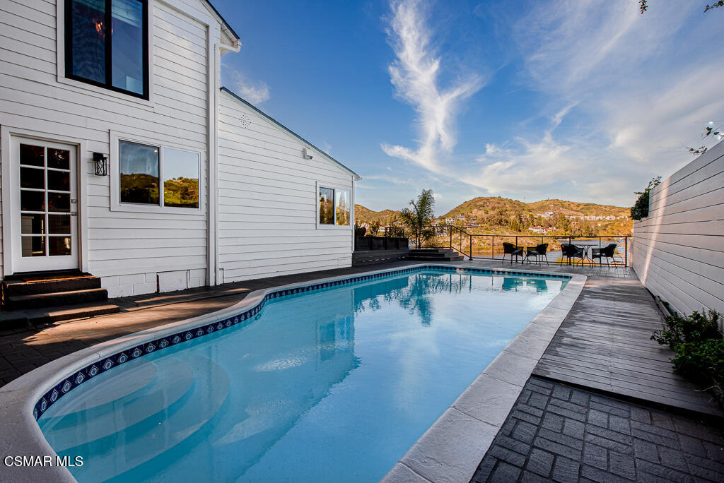 160 Lower Lake Road