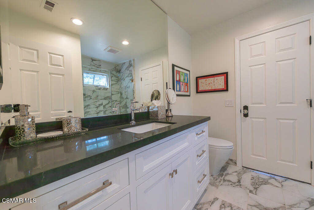 2491 Swanfield Court