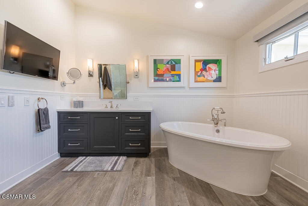 2491 Swanfield Court