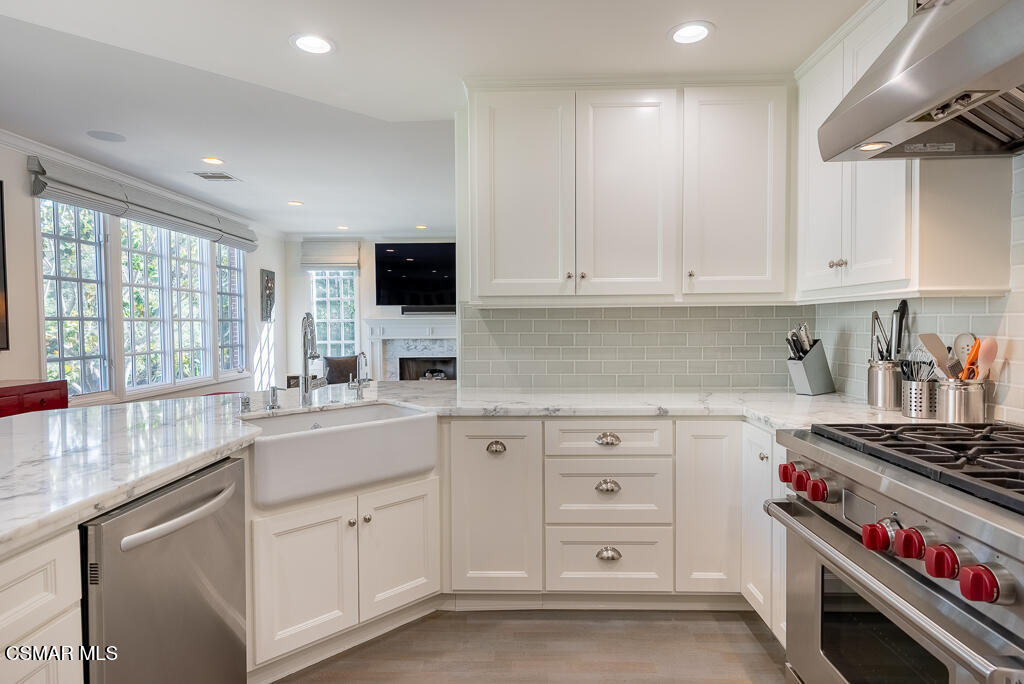 2491 Swanfield Court