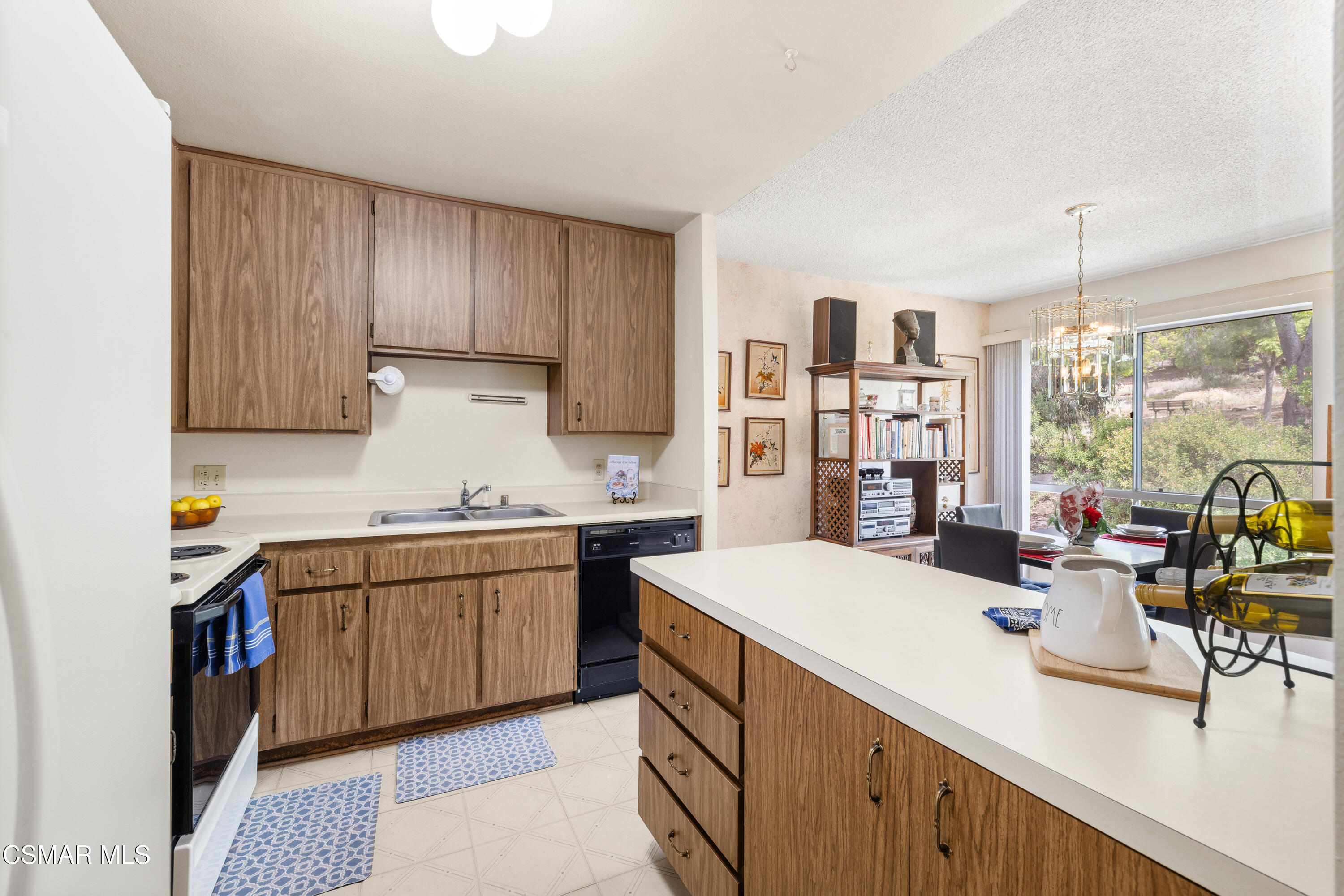 286 Oakleaf Drive, 32