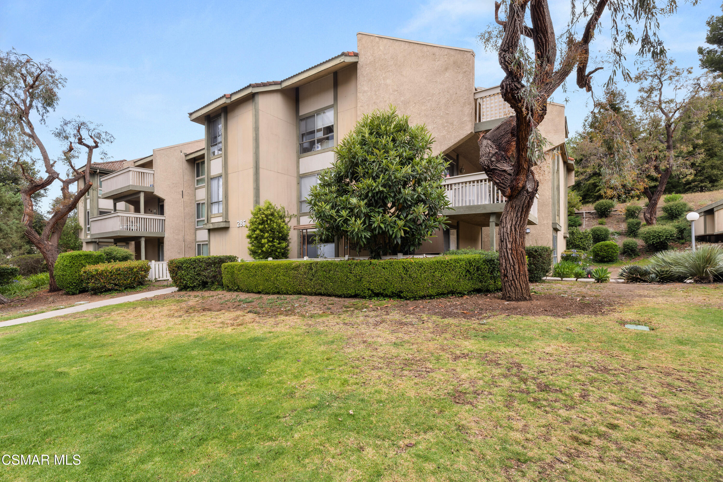 286 Oakleaf Drive, 32