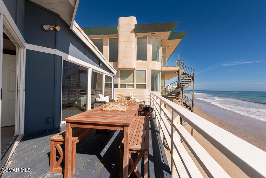 43300 E Pacific Coast Highway