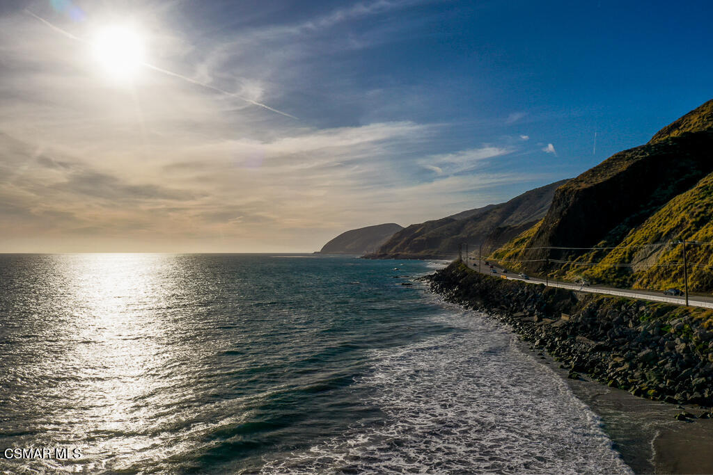 43300 E Pacific Coast Highway