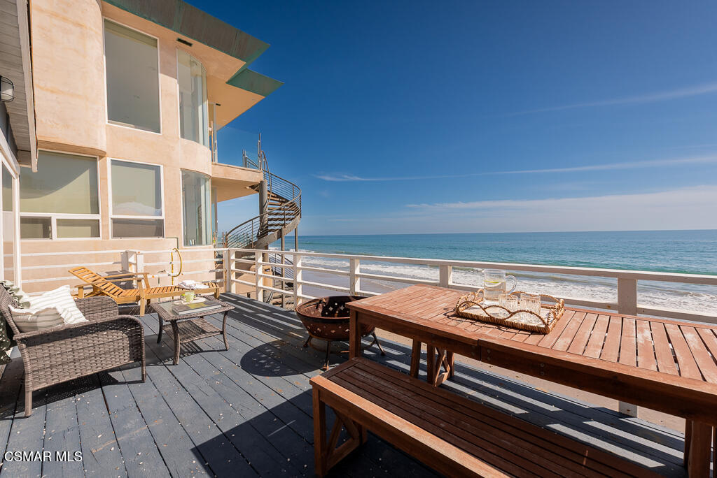 43300 E Pacific Coast Highway