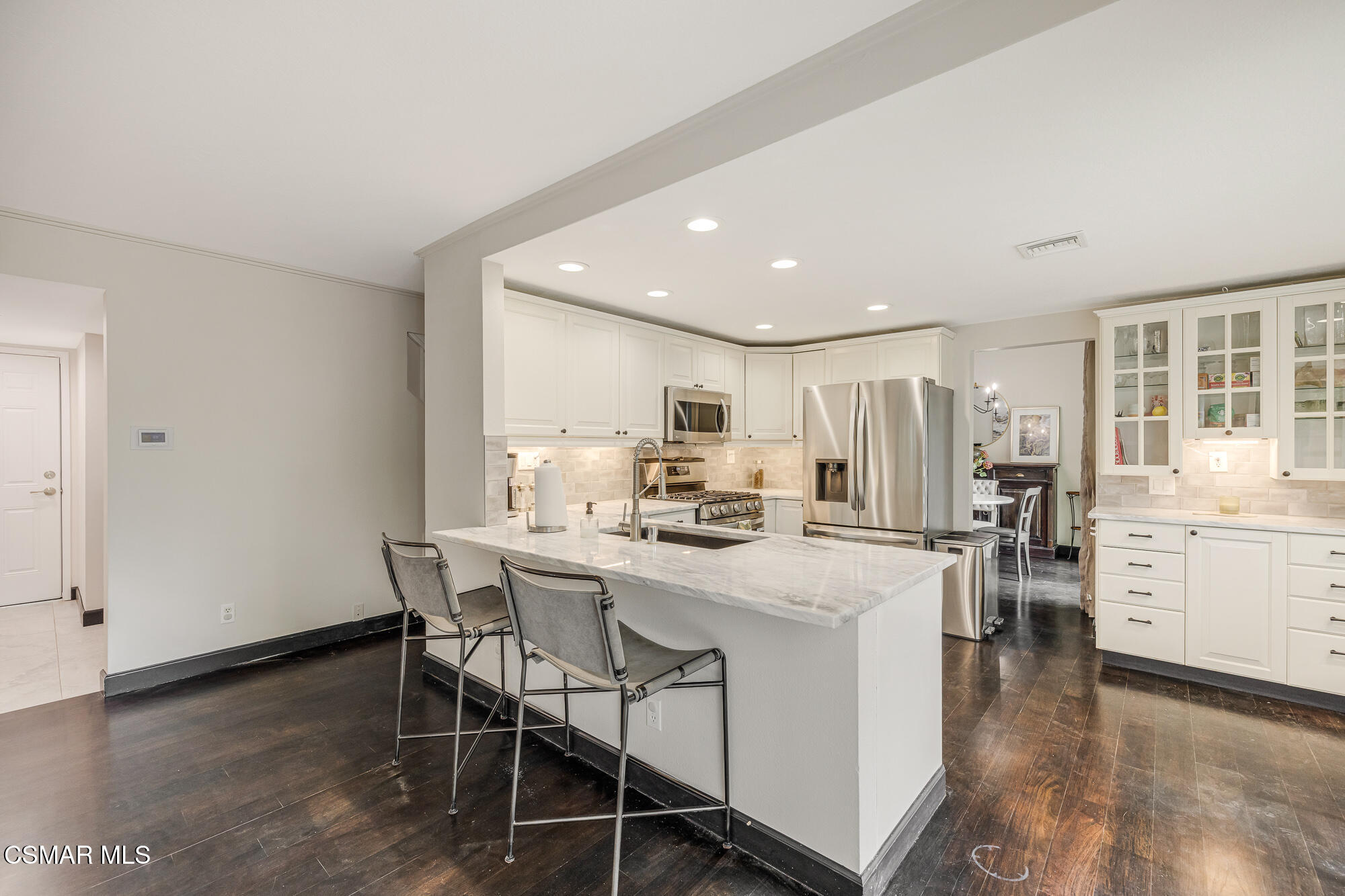 2229 Meadowside Drive