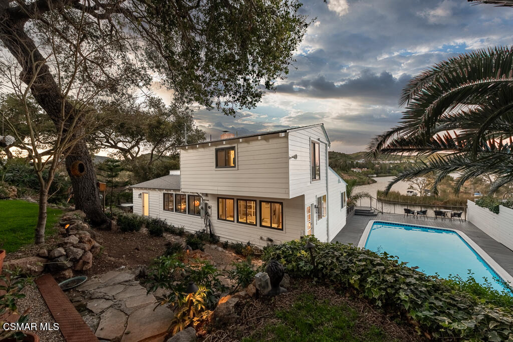 160 Lower Lake Road