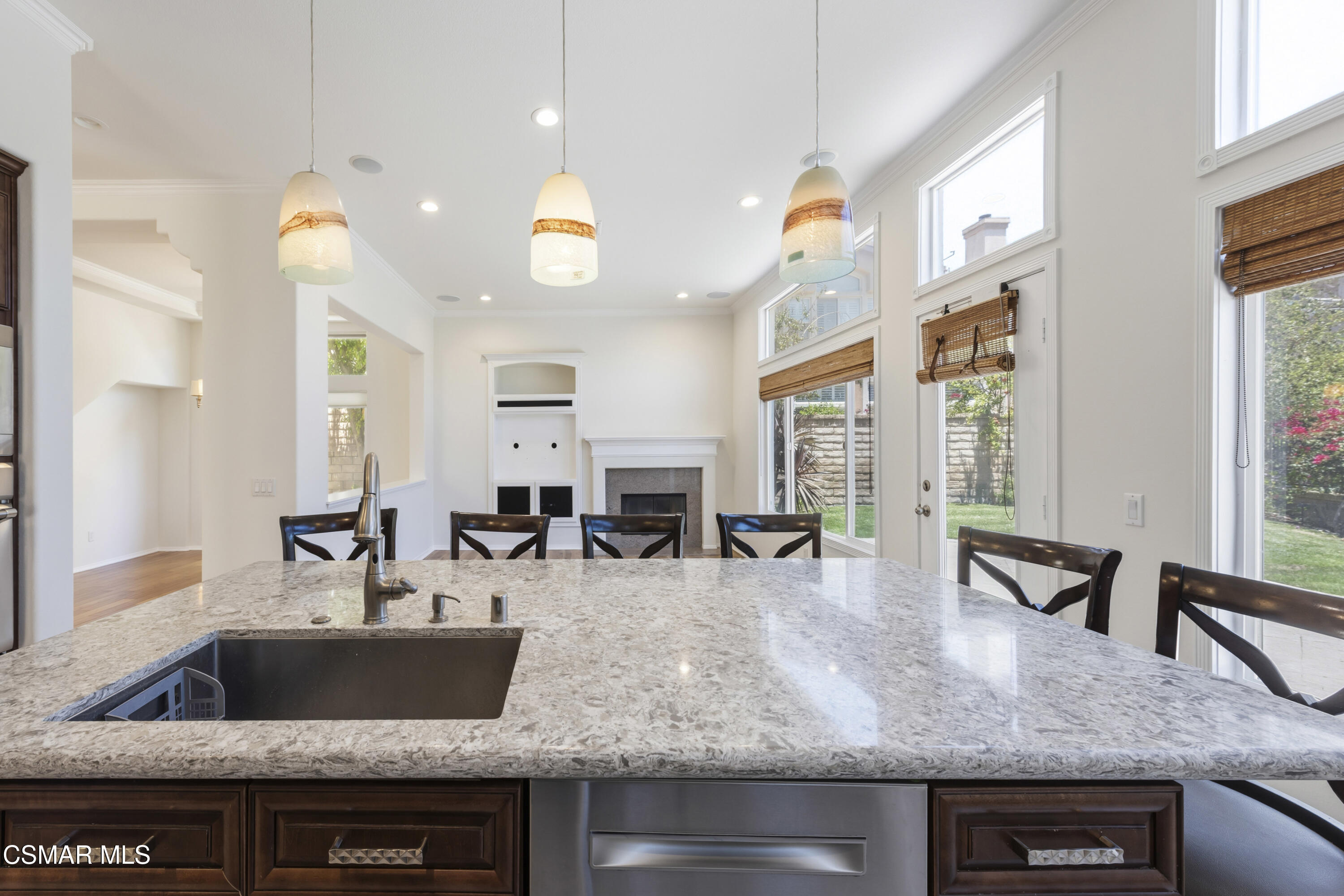 2946 Venezia Lane