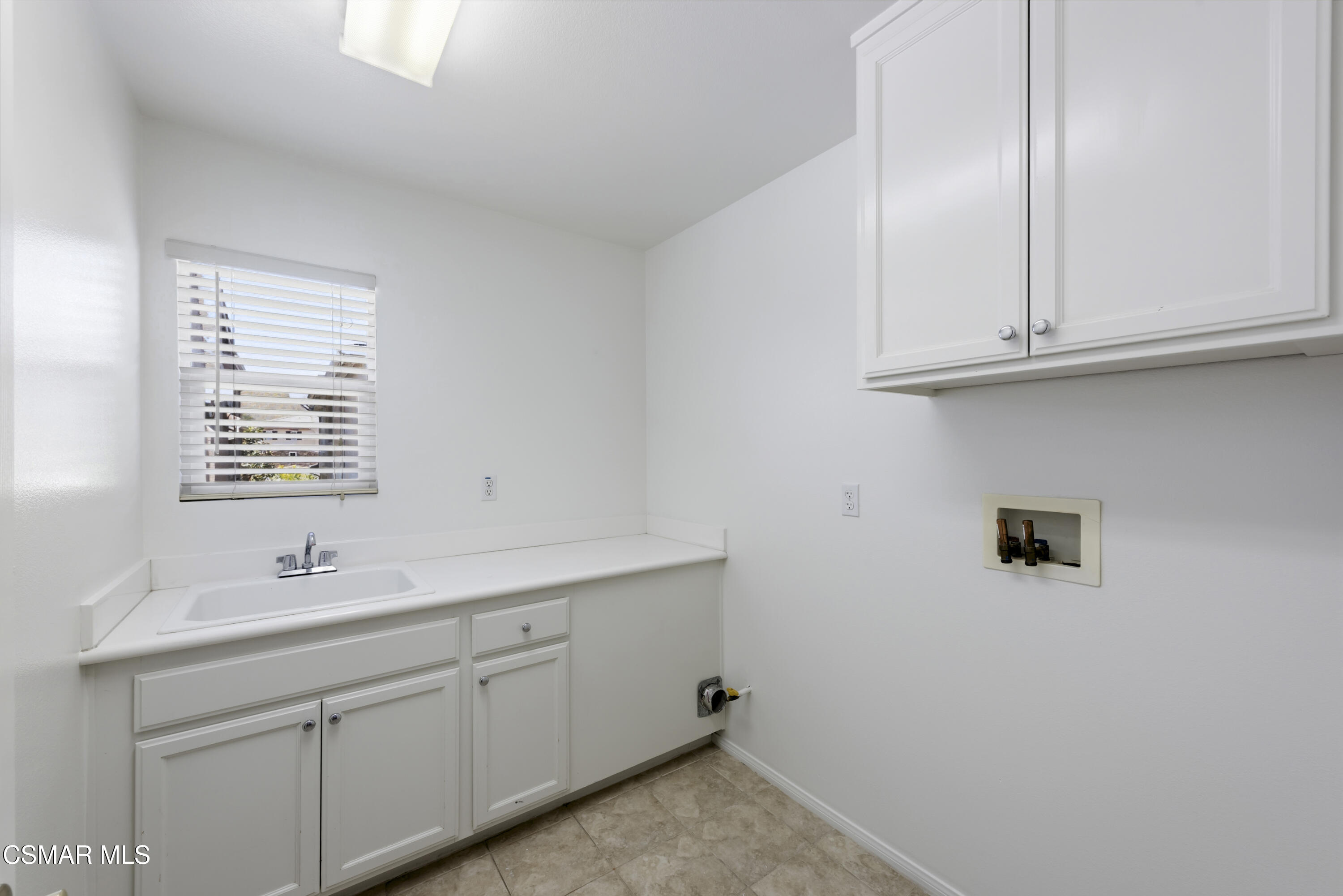 2946 Venezia Lane