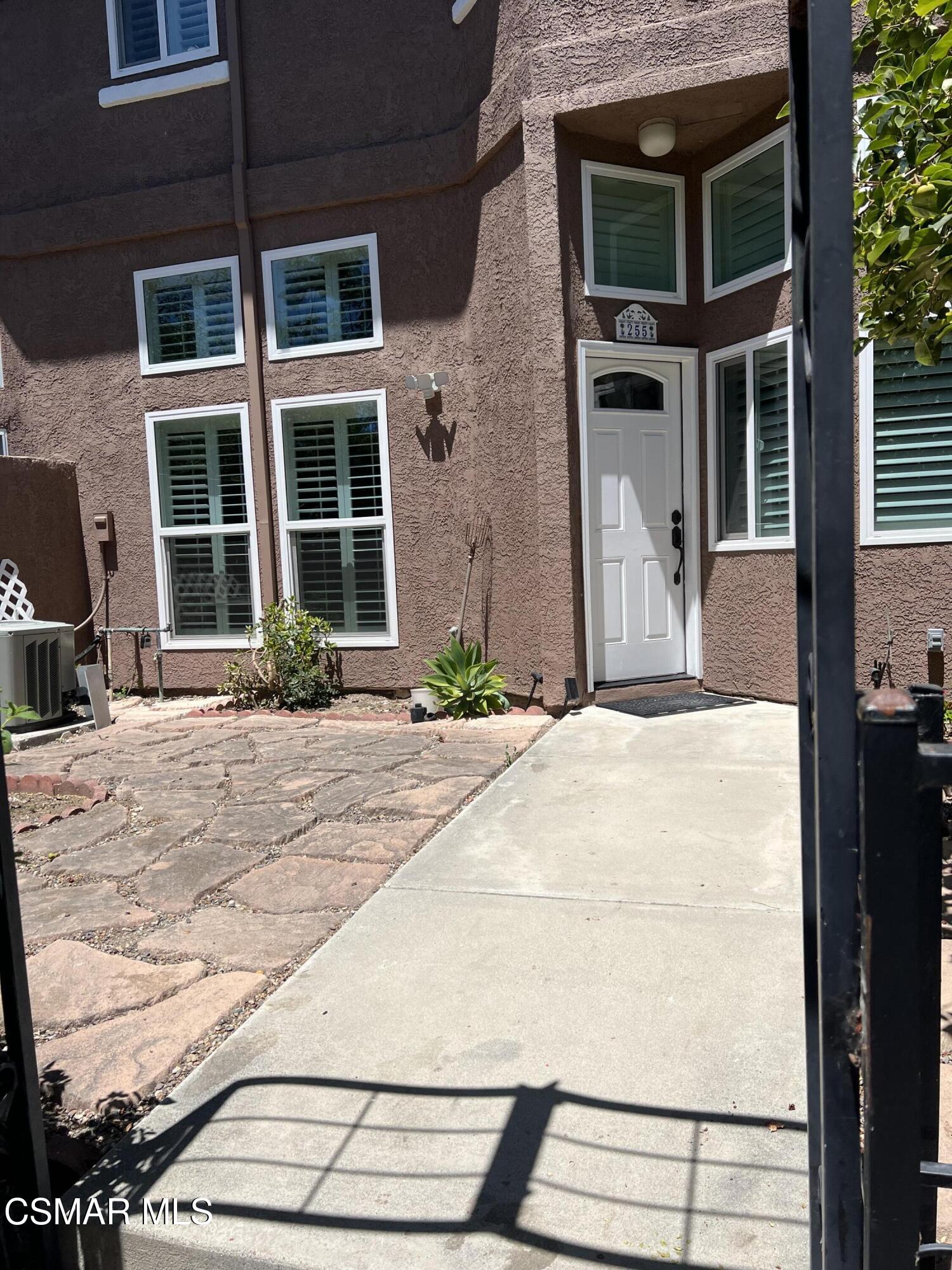 255 N Skyline Drive
