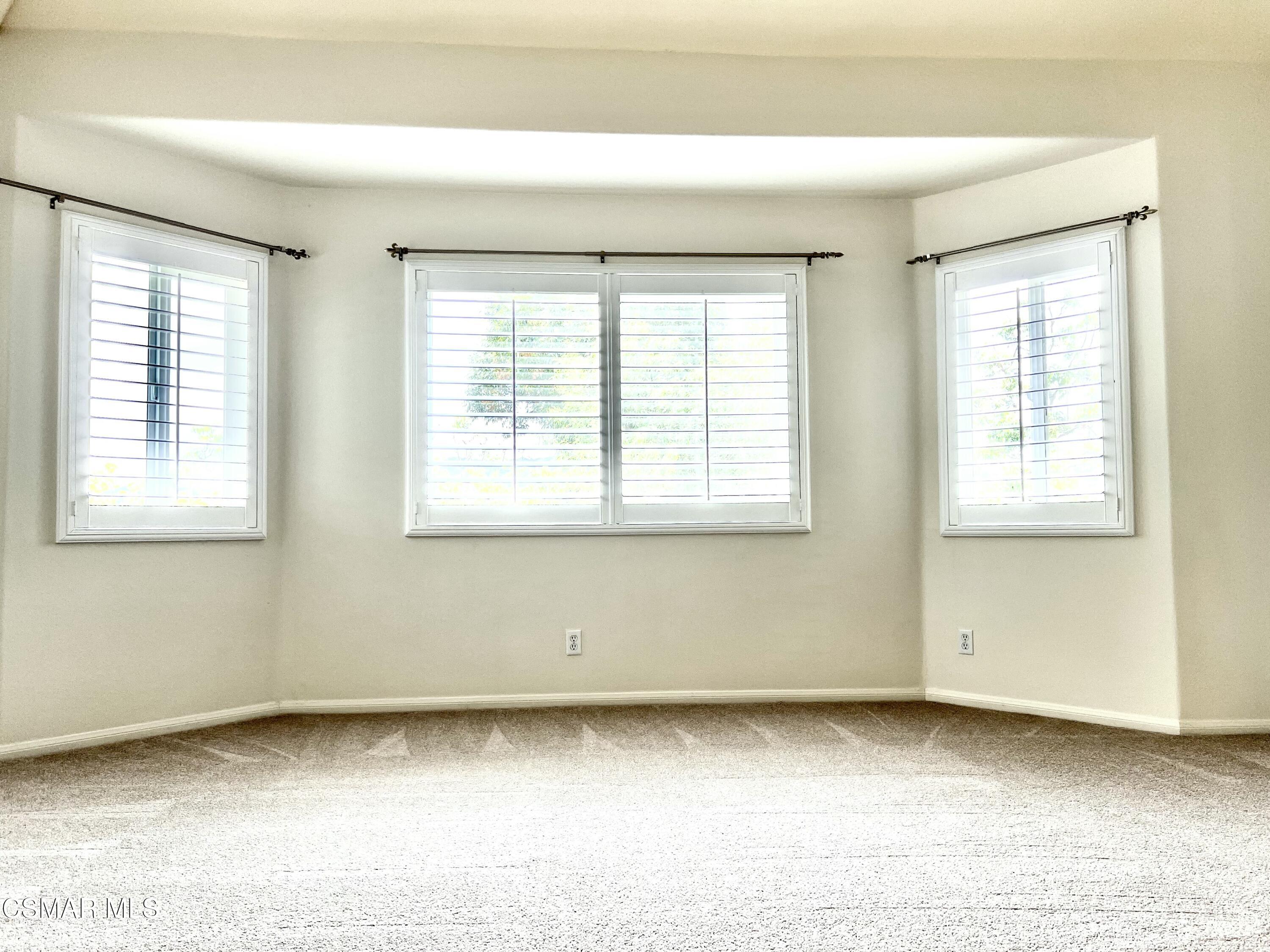 255 N Skyline Drive