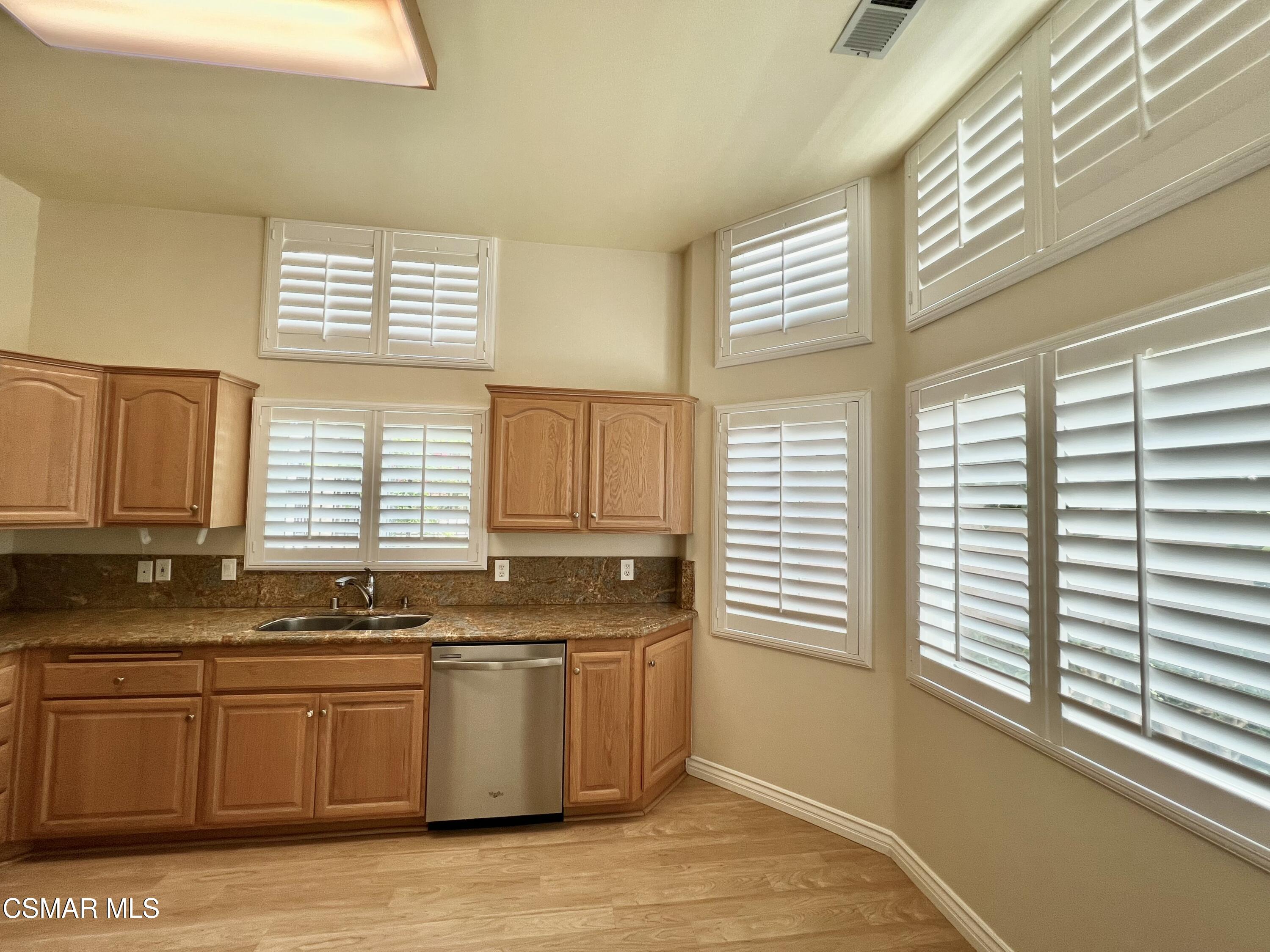 255 N Skyline Drive