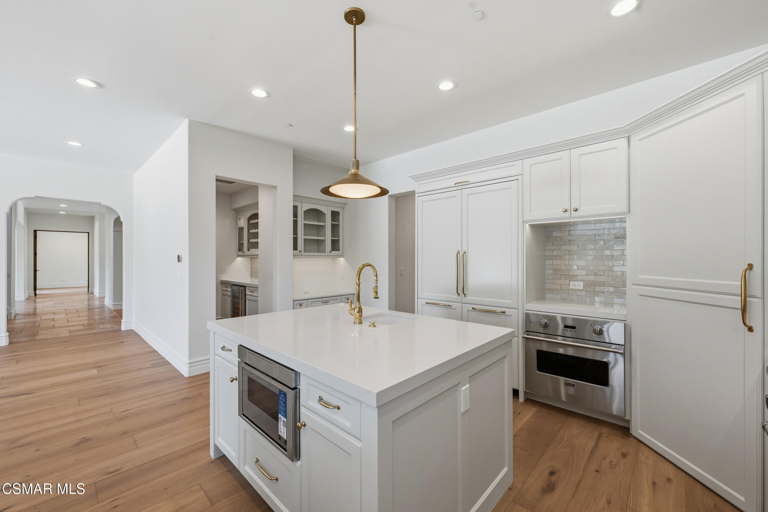 82 Queens Garden Drive