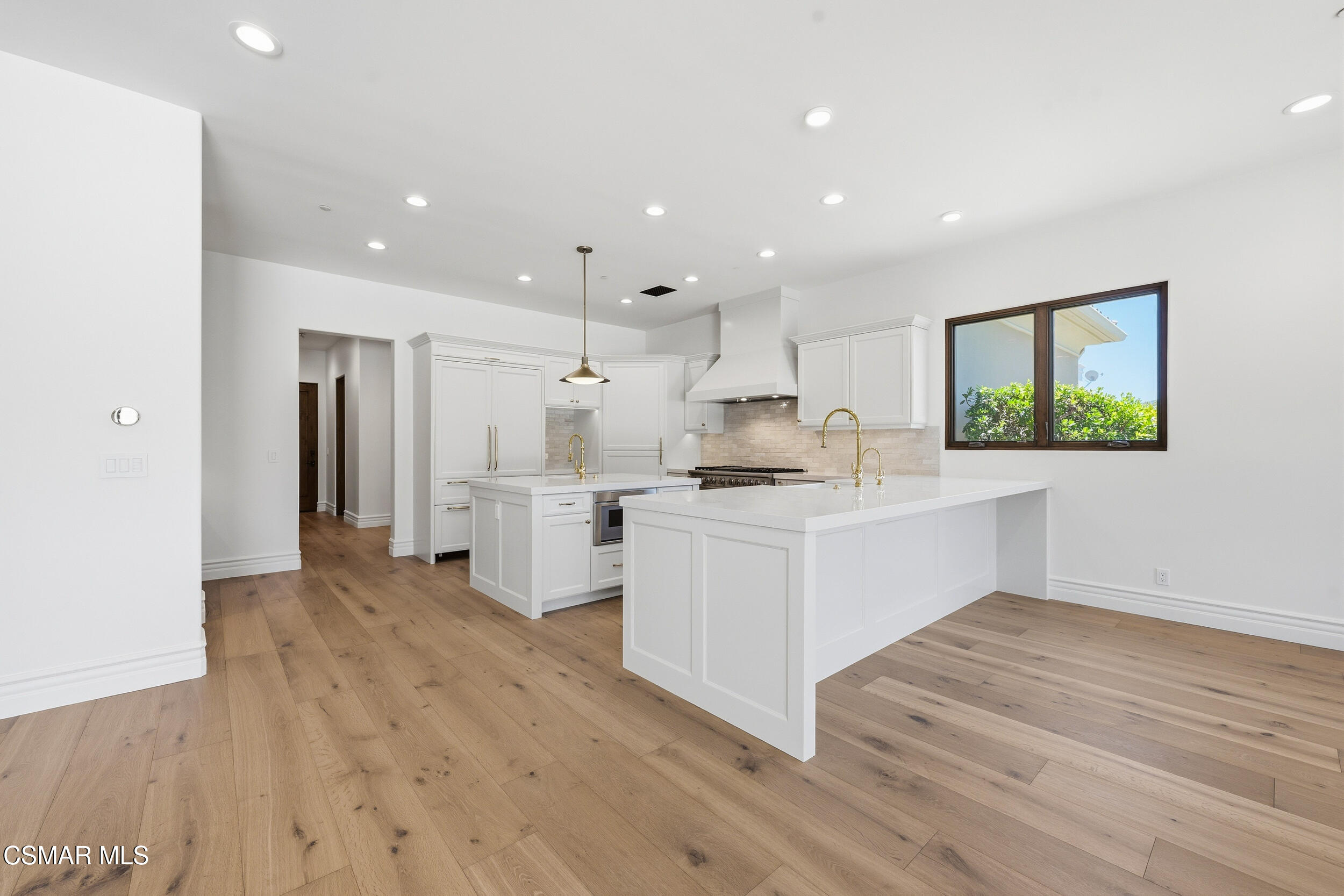 82 Queens Garden Drive