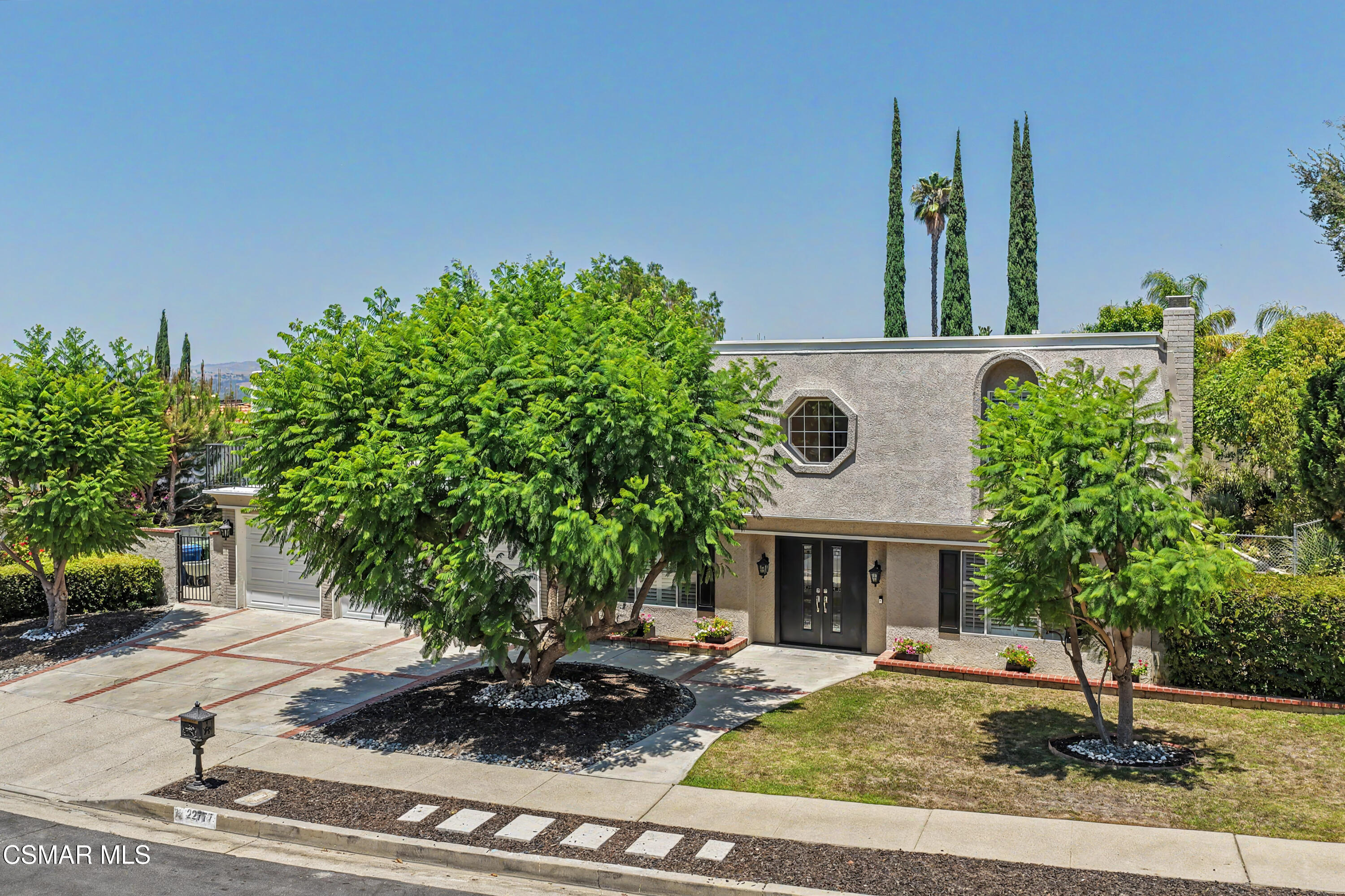 22777 Brenford Street