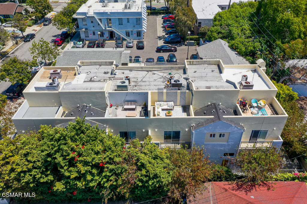 1238 22nd Street, 3