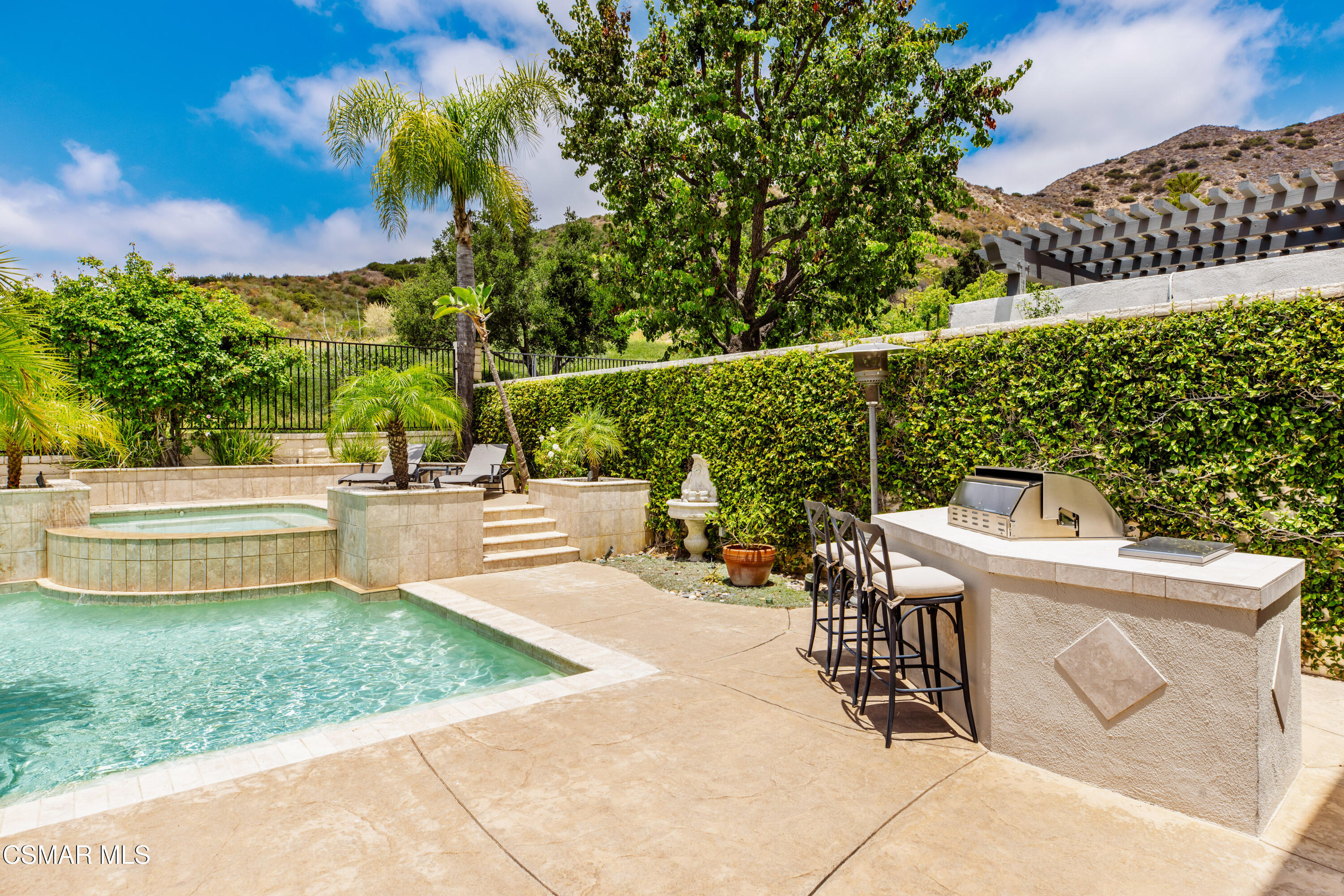 961 Alexandra Court