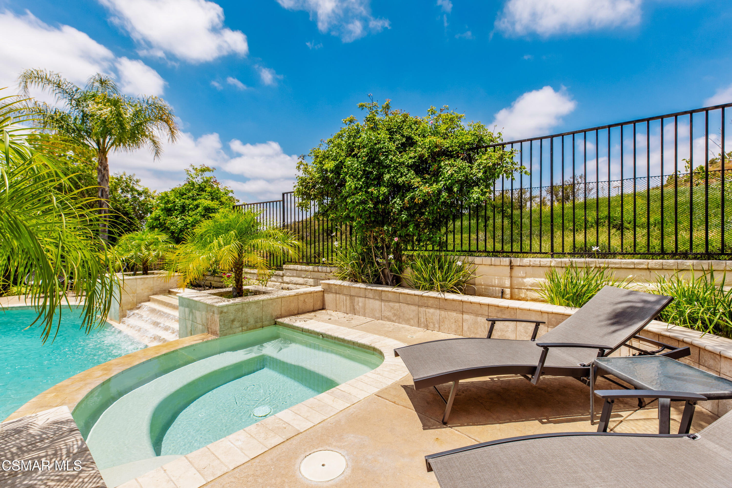 961 Alexandra Court