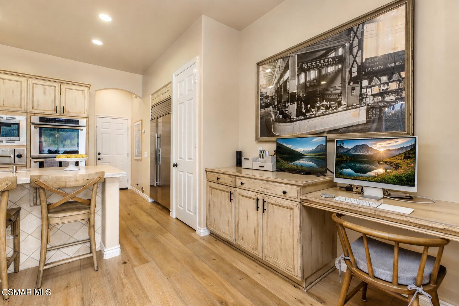 961 Alexandra Court