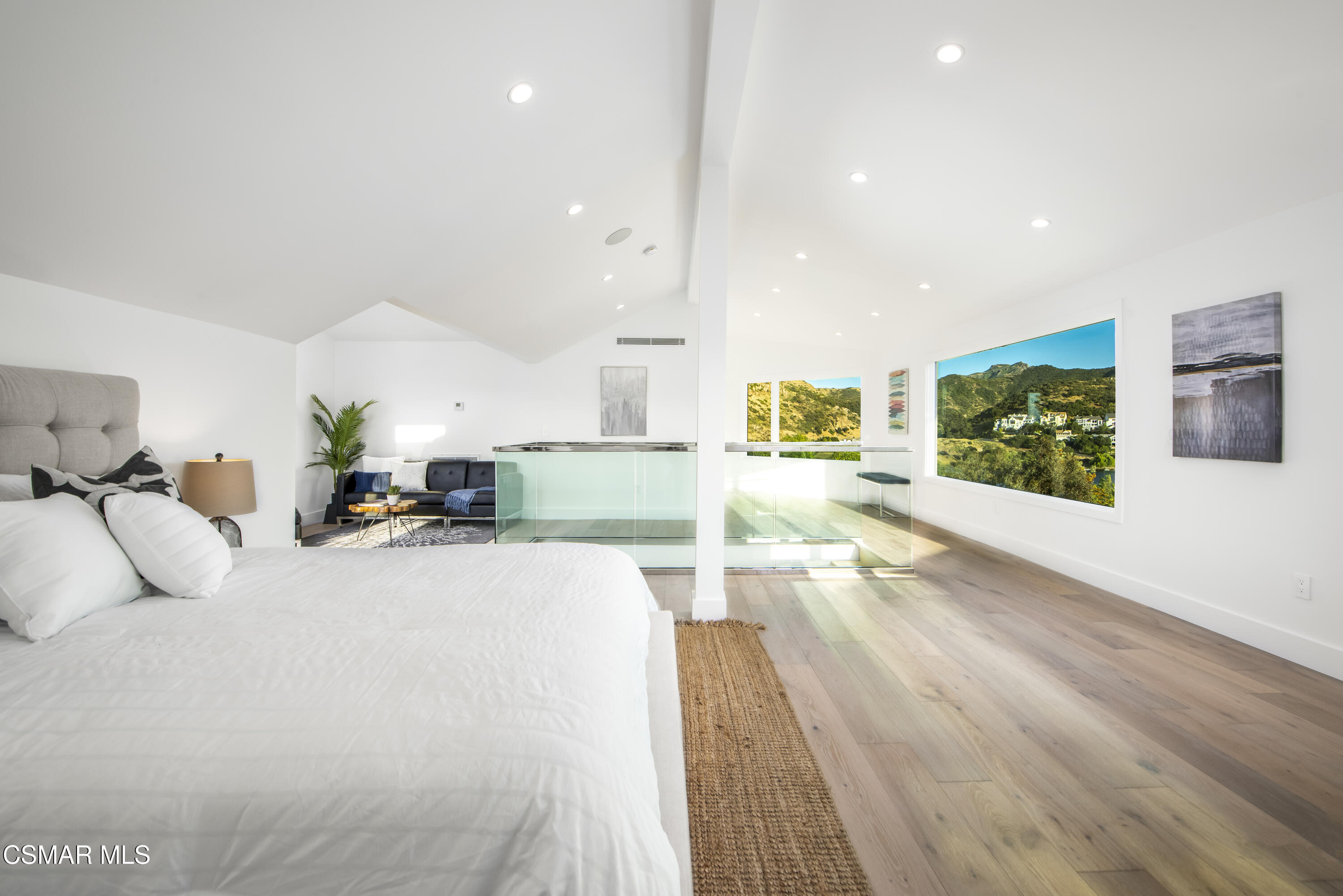 290 Lake Sherwood Drive