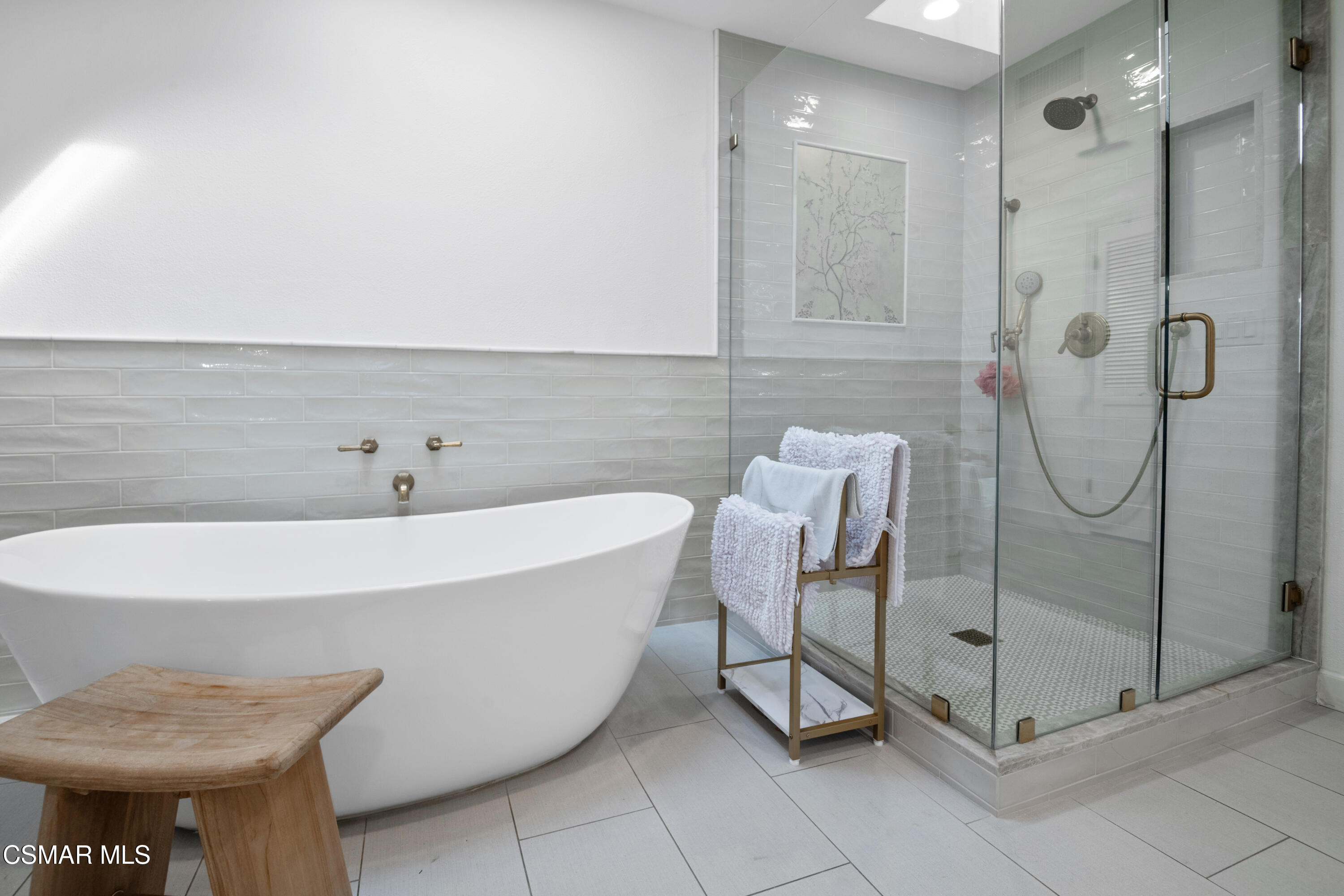 1685 Plum Hollow Circle