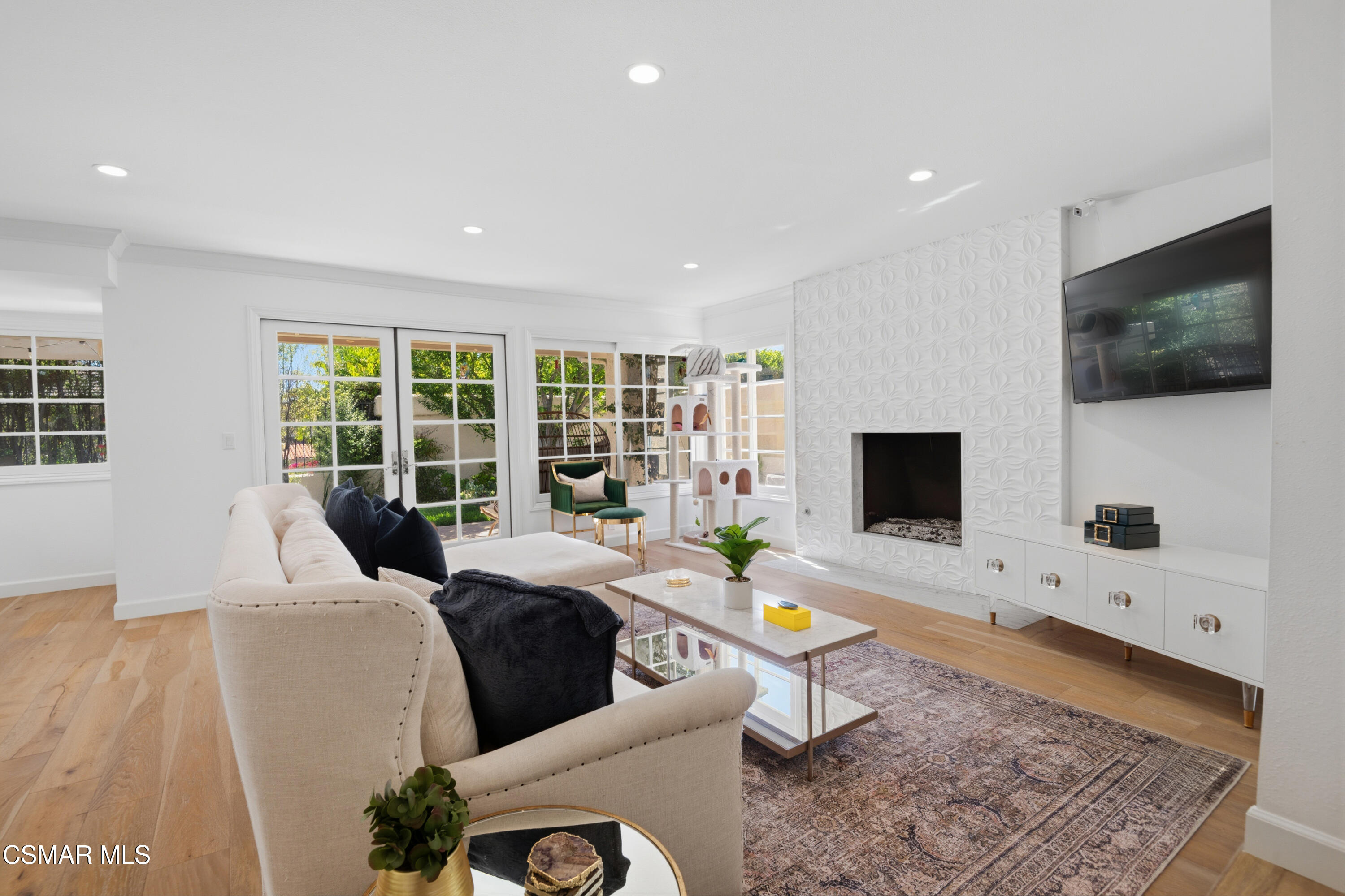 1685 Plum Hollow Circle