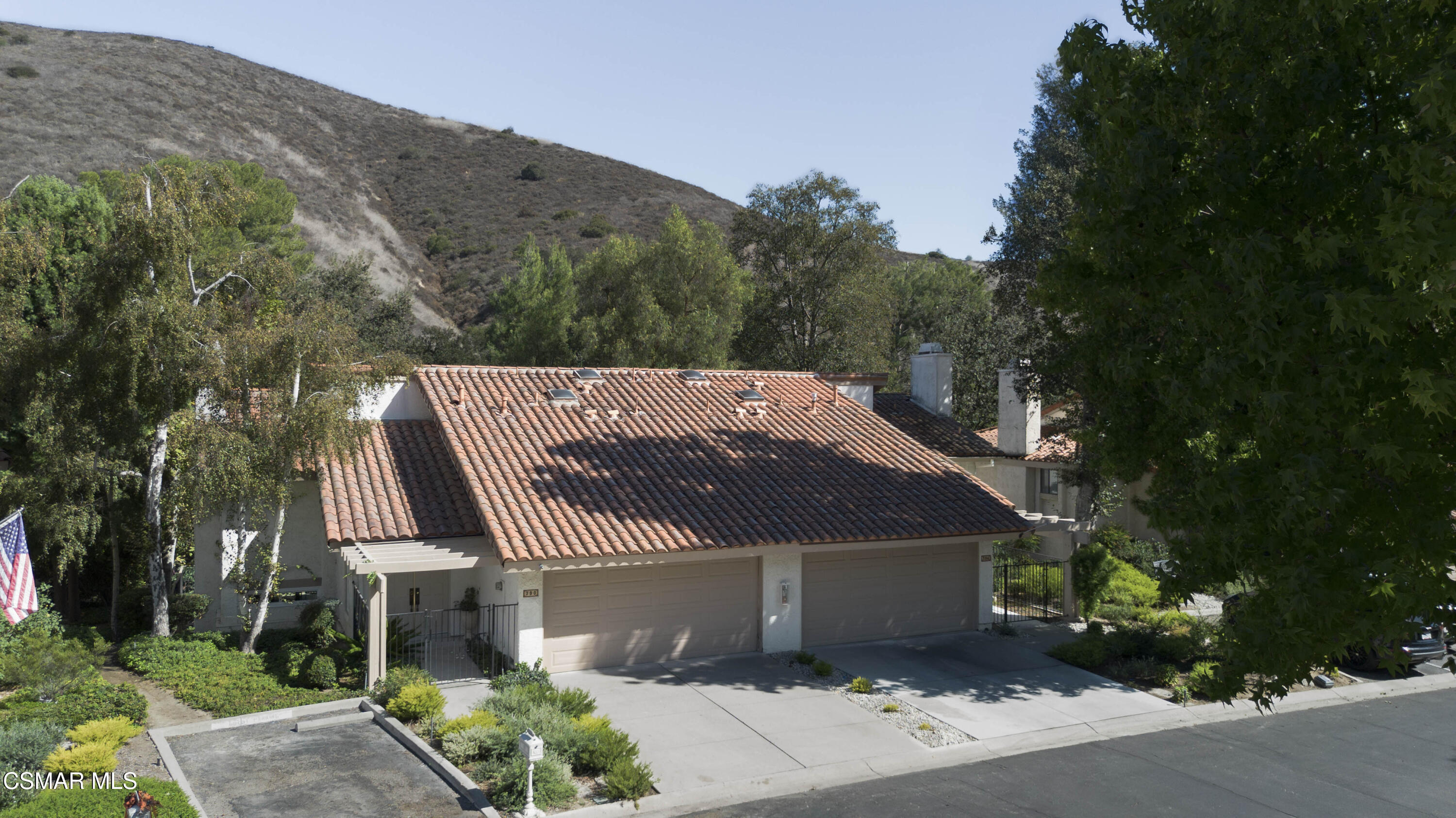 790 N Valley Drive
