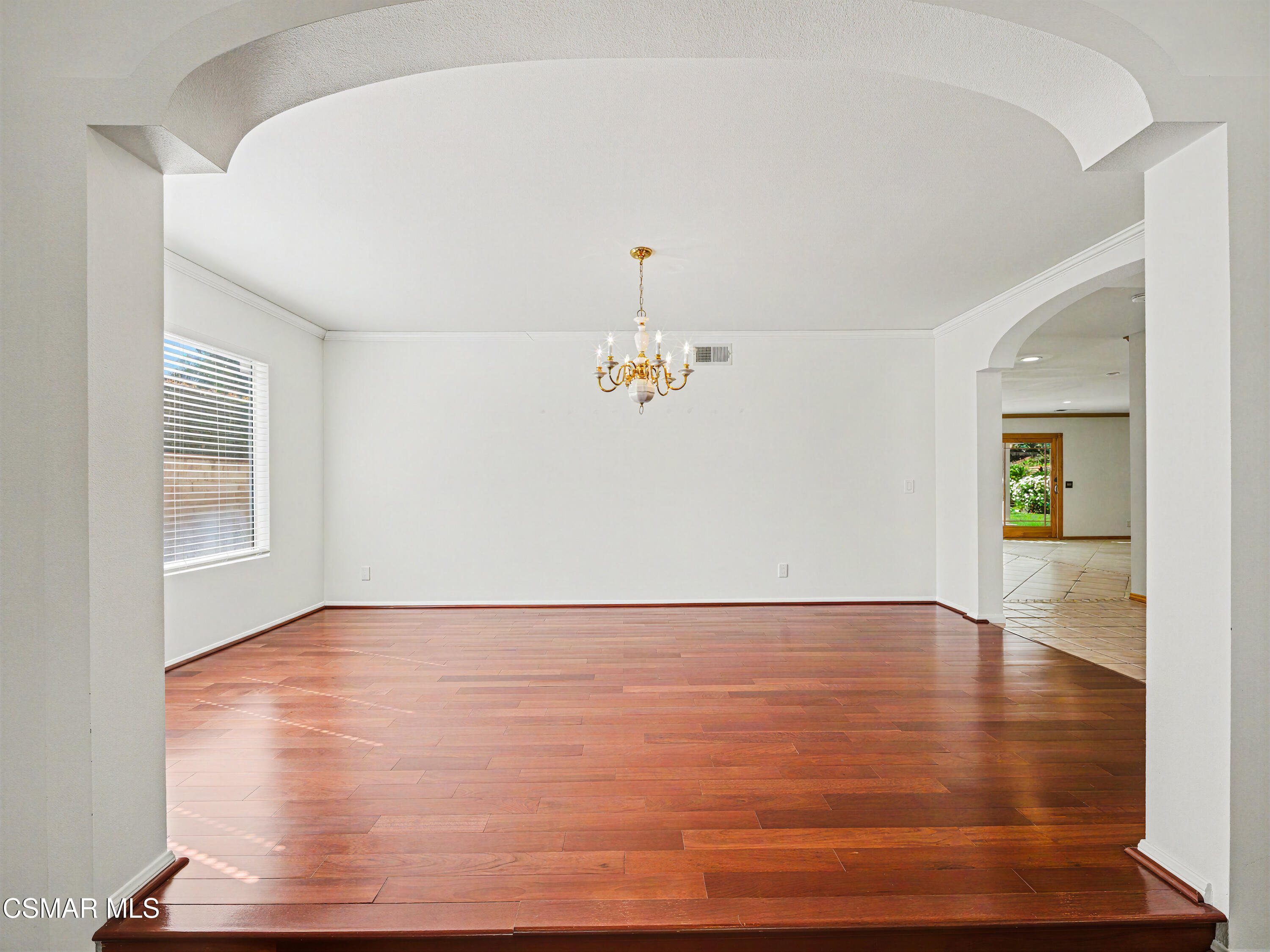 1221 Gentilly Place