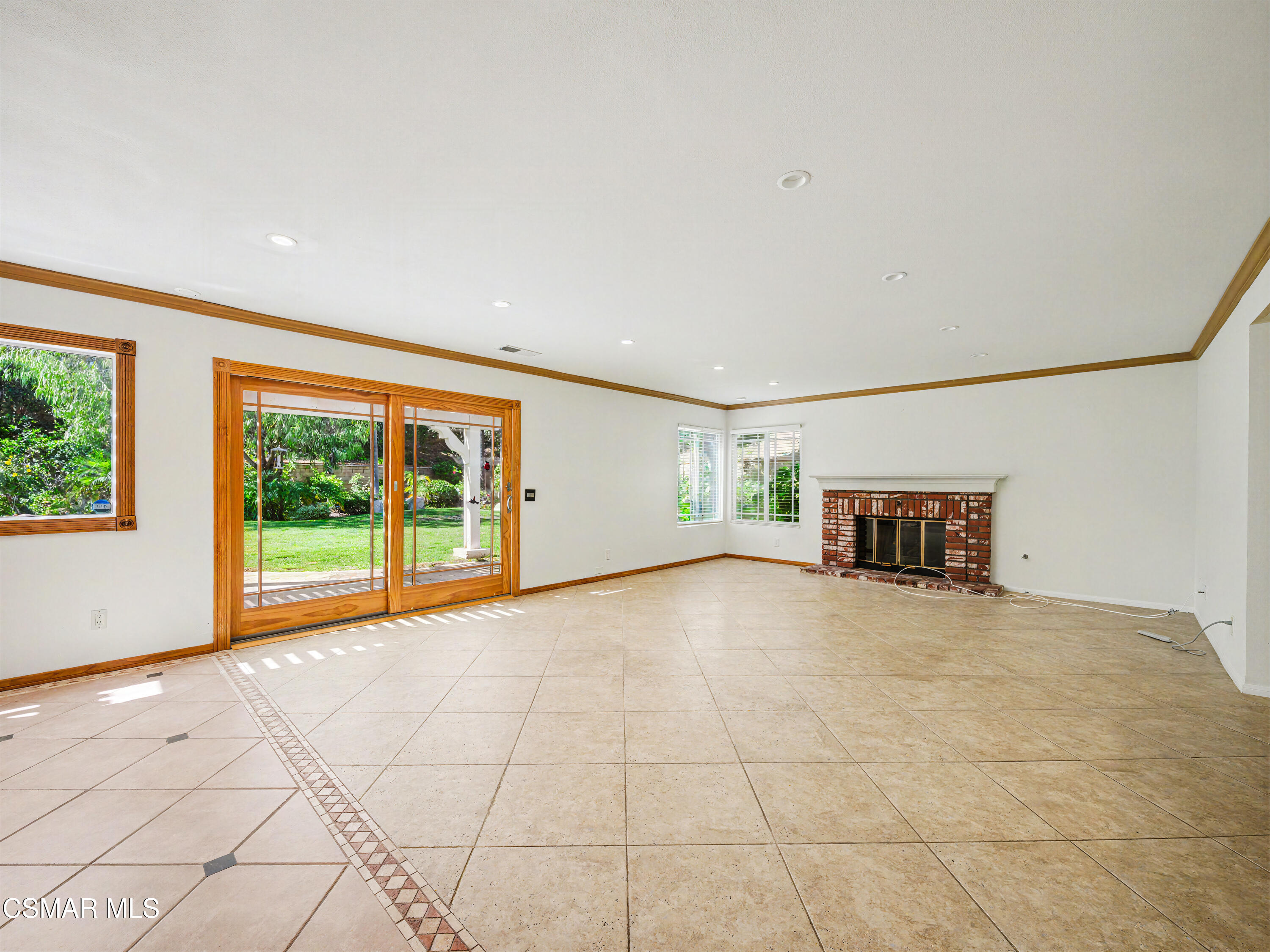 1221 Gentilly Place