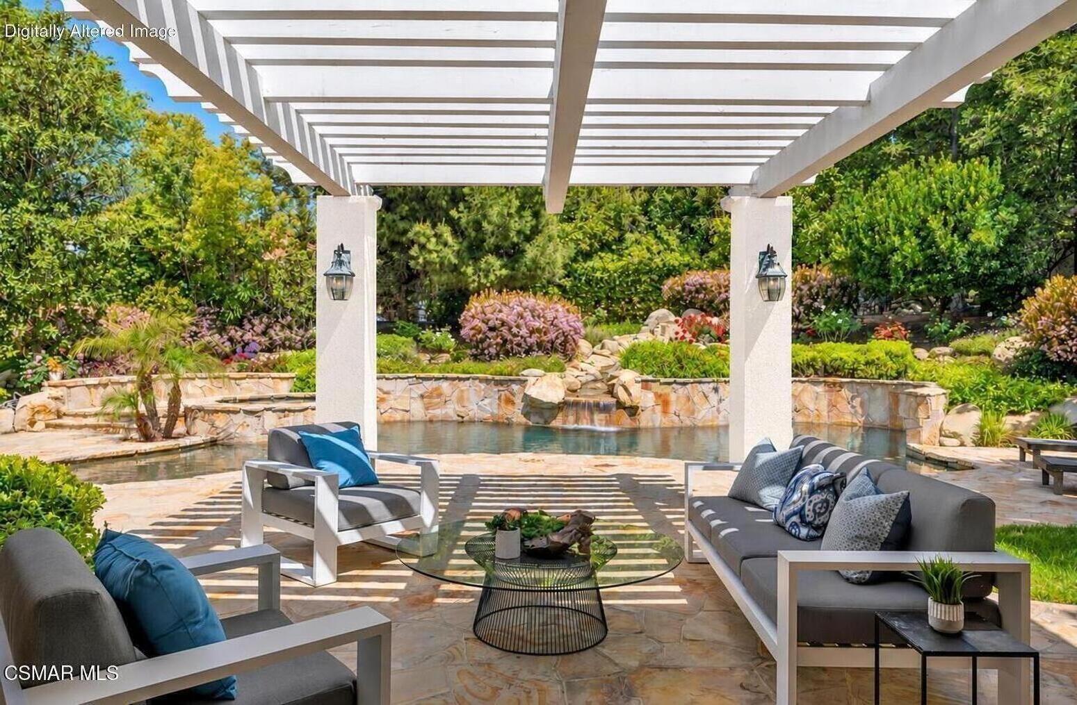 1687 Castlebridge Court