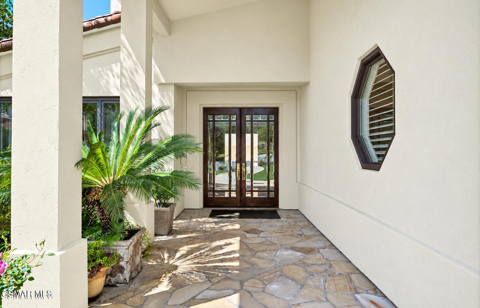 1687 Castlebridge Court