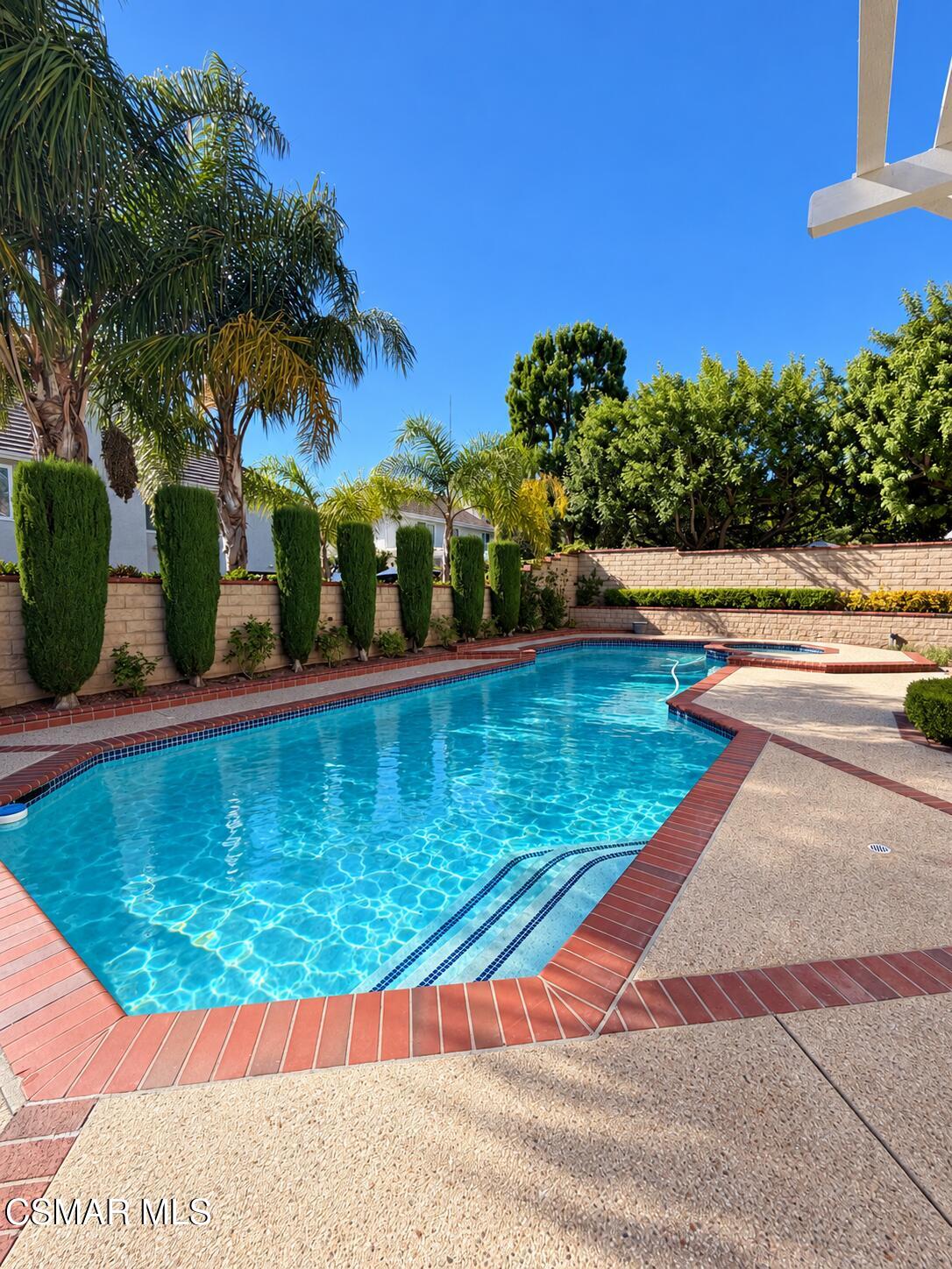 5801 Middle Crest Drive