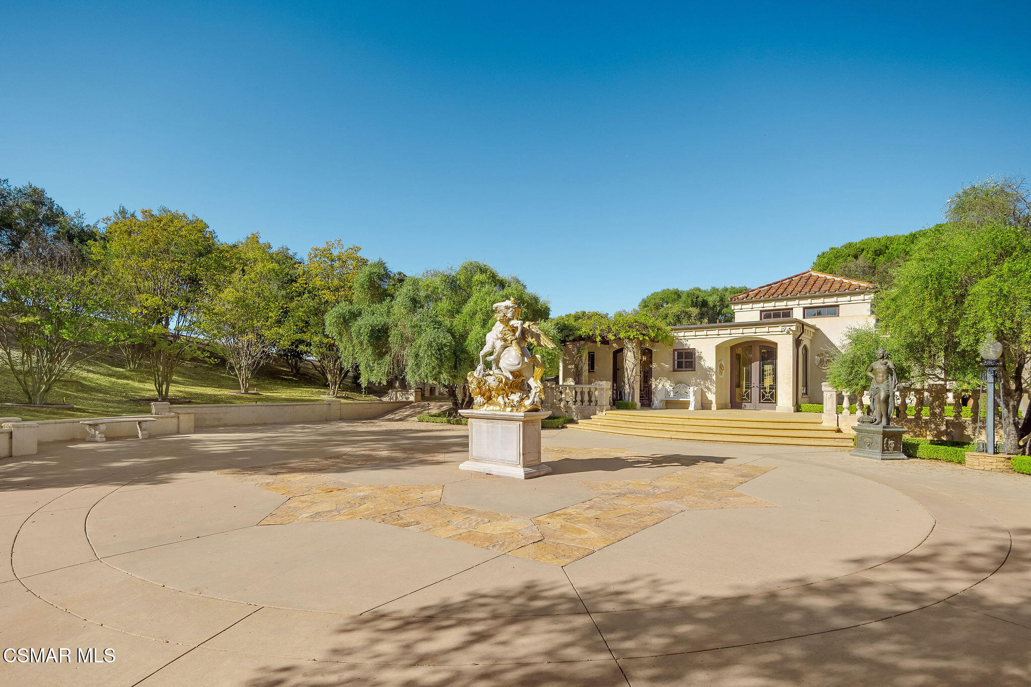 2400 White Stallion Road