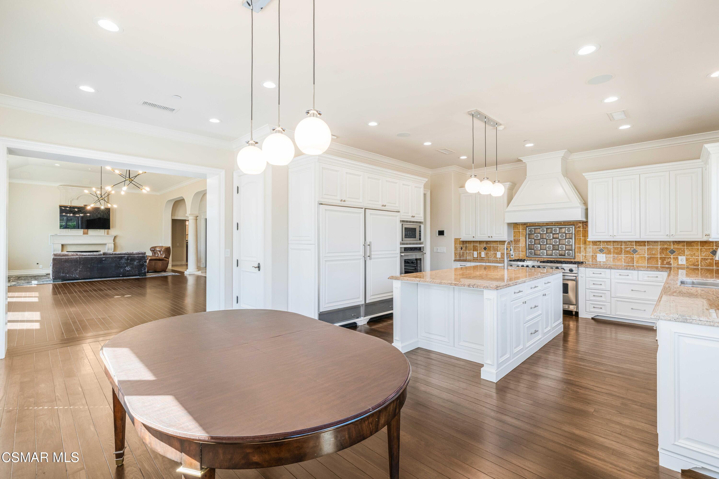 98 Queens Garden Drive