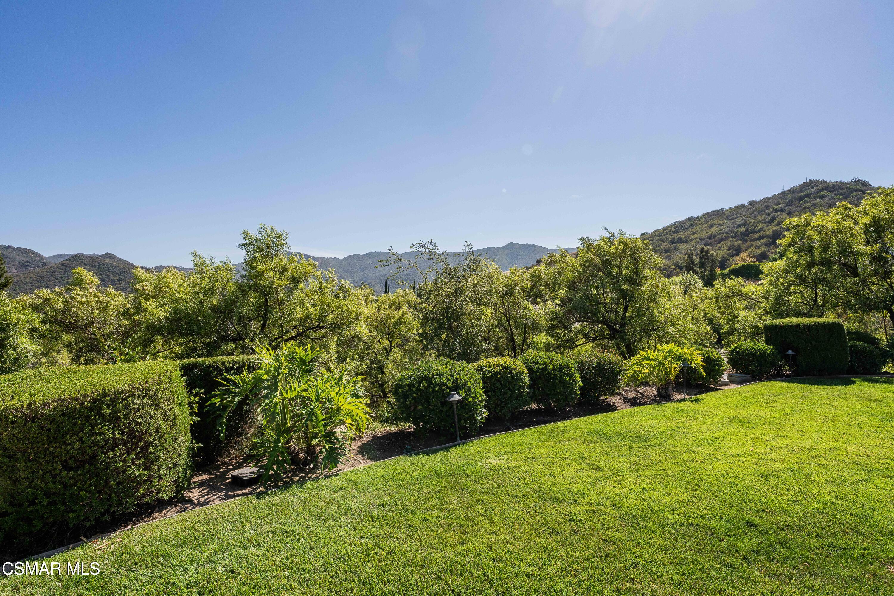 98 Queens Garden Drive