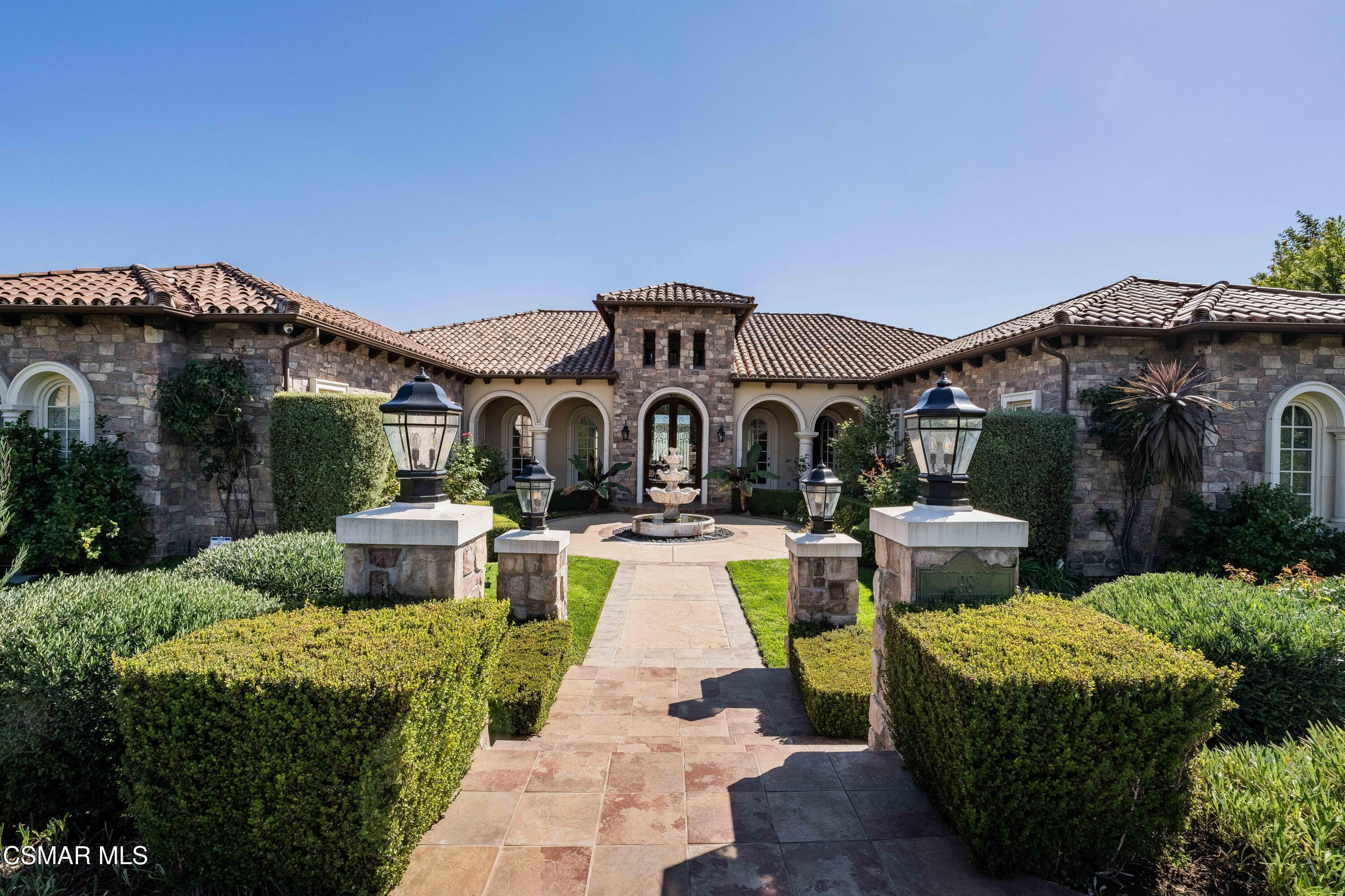 98 Queens Garden Drive