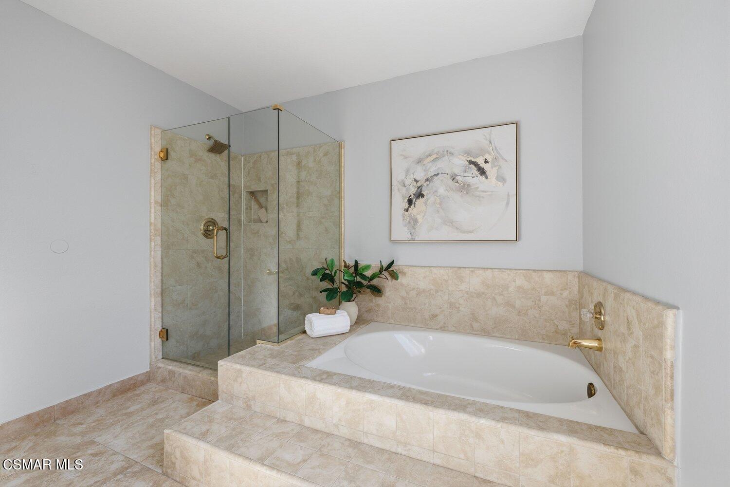 5434 Luis Drive