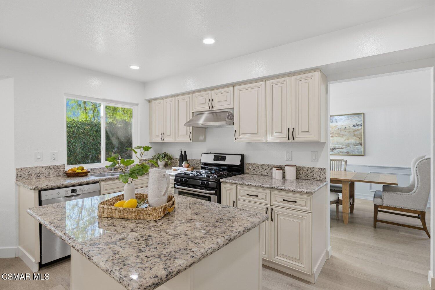 5434 Luis Drive