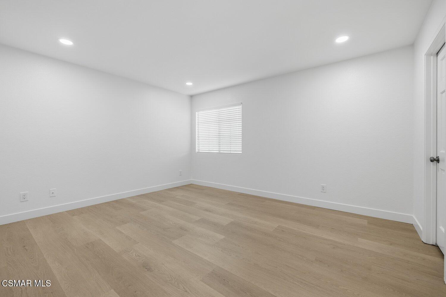 5434 Luis Drive