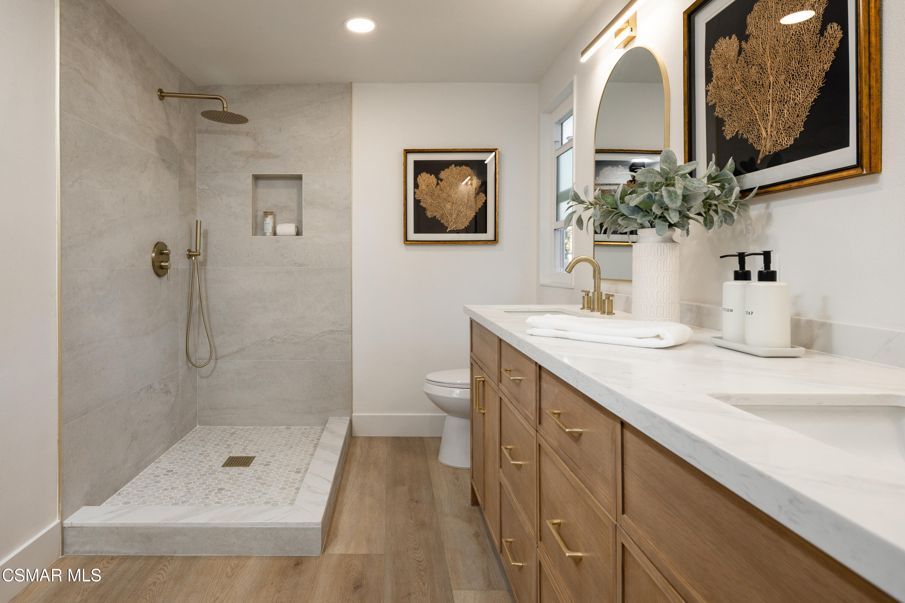 5551 Lake Lindero Drive