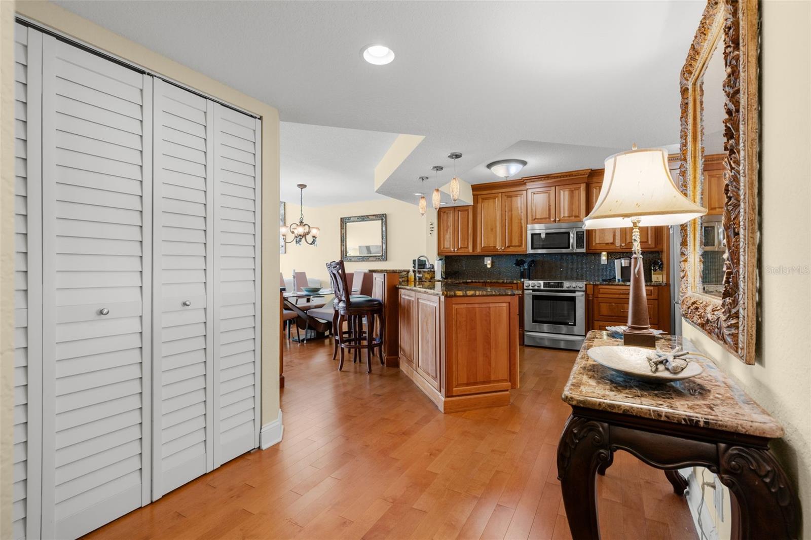 5279 ISLA KEY BLVD S #413