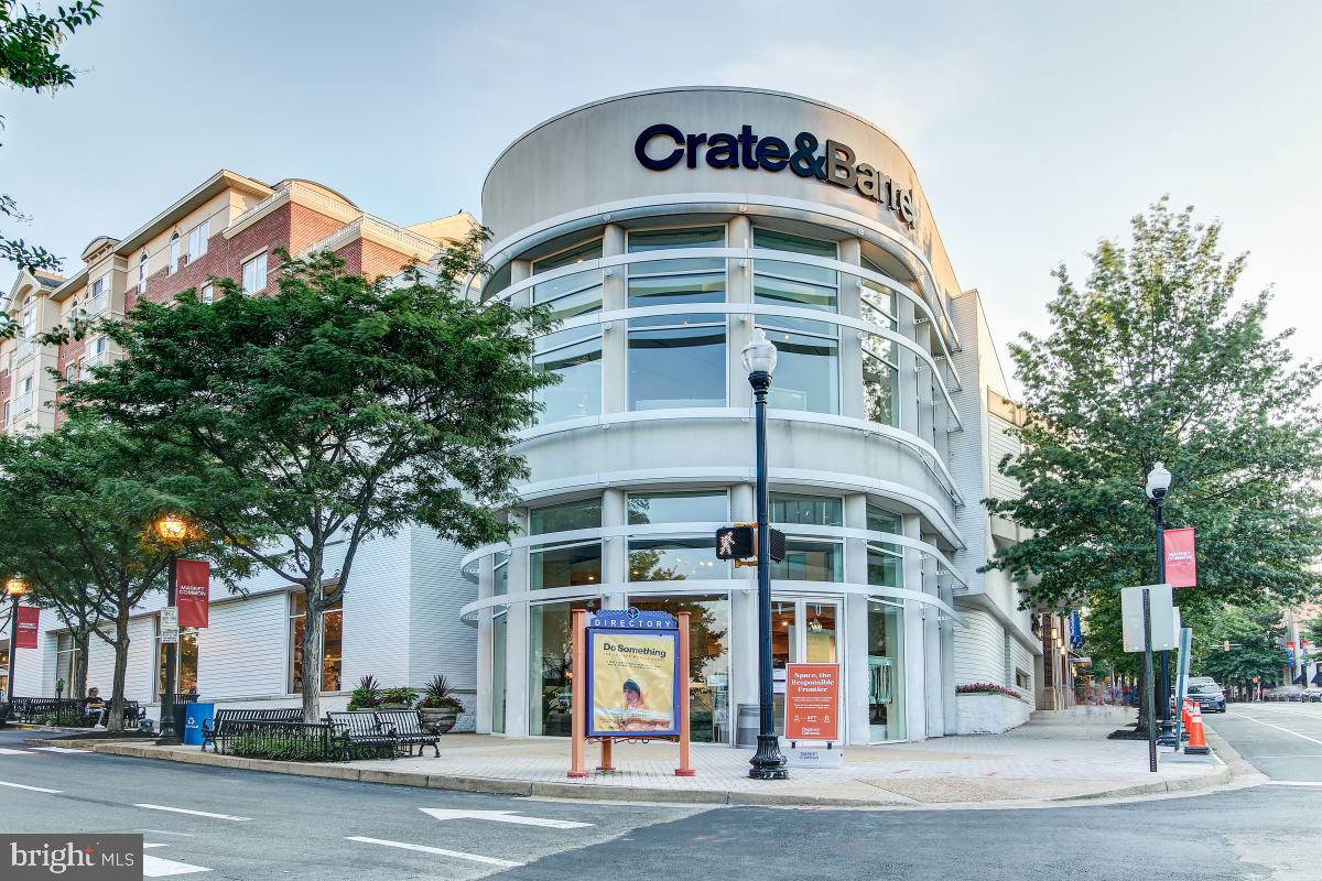 1021 N Garfield St #513