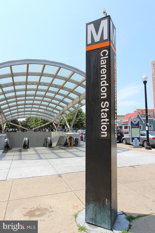 1021 N Garfield St #513